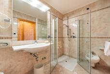 Bagno camera 452